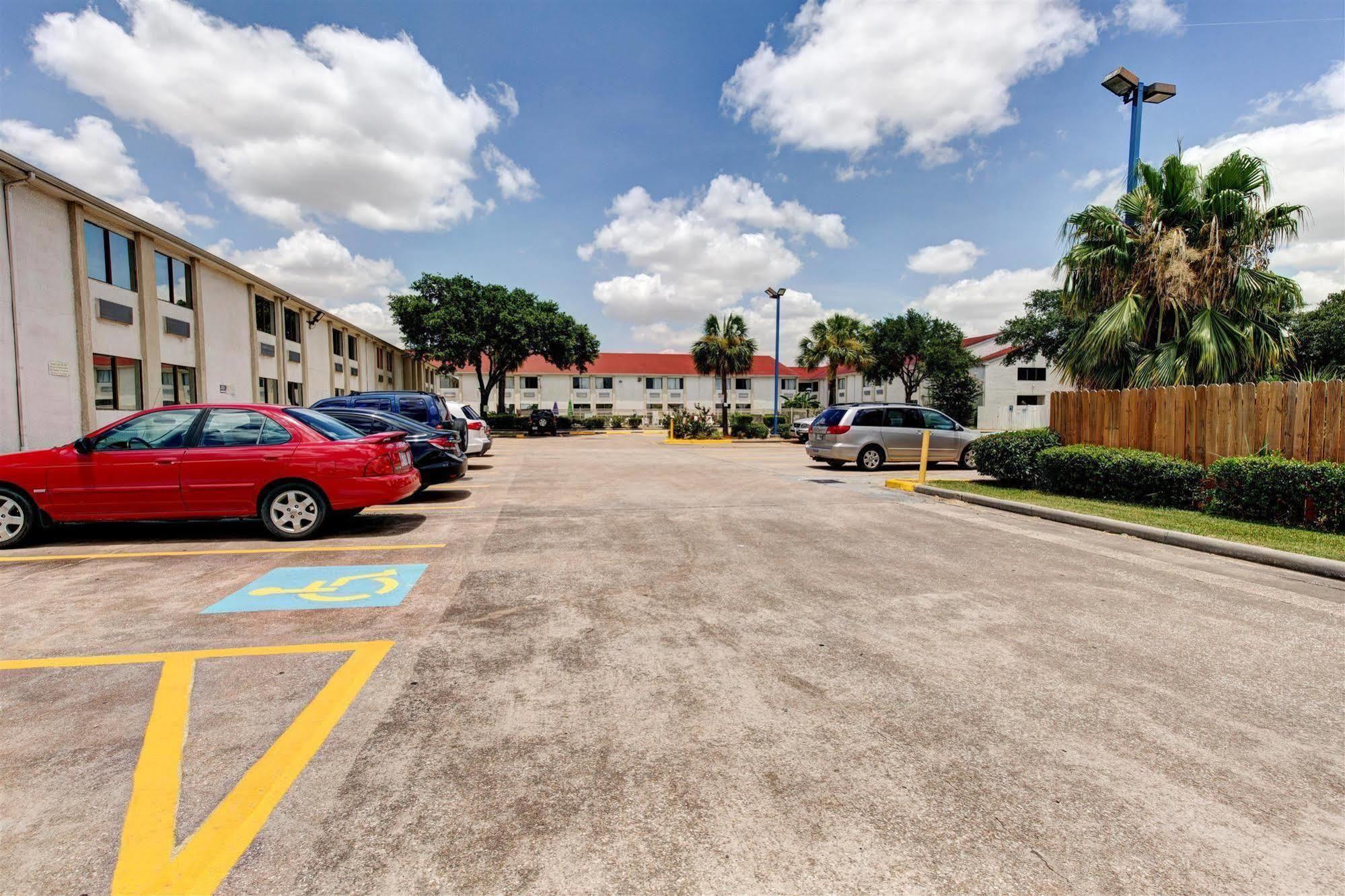 Executive Inn & Suites South Houston Ngoại thất bức ảnh